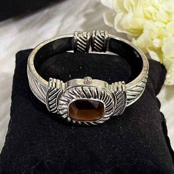 NEW Collezio Quartz Bevel Cabachon Glass Hidden Flip Watch Bangle Bracelet 22 mm - Picture 5 of 13